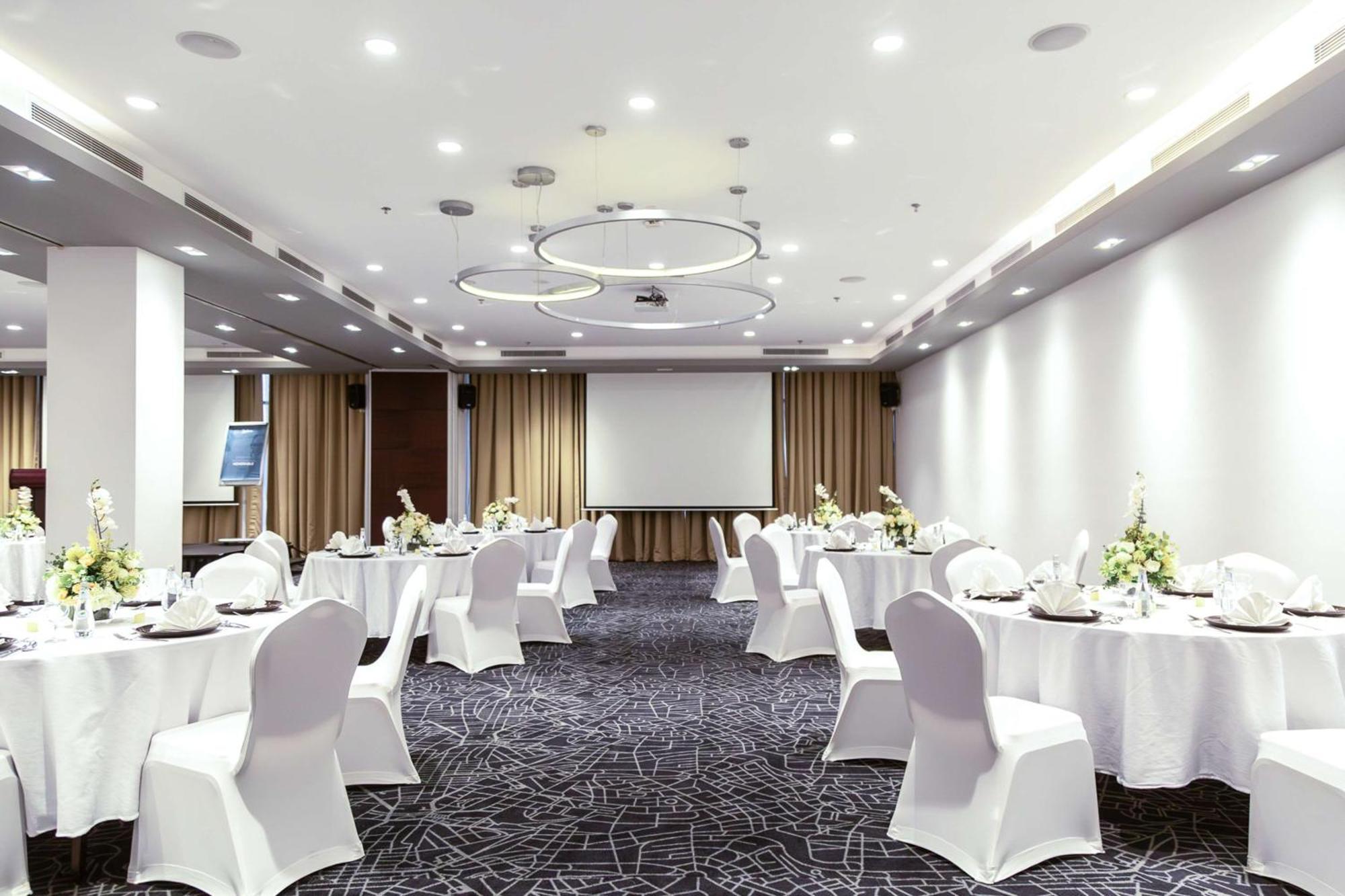 Radisson Hotel & Apartments Dammam Industrial City Exterior foto
